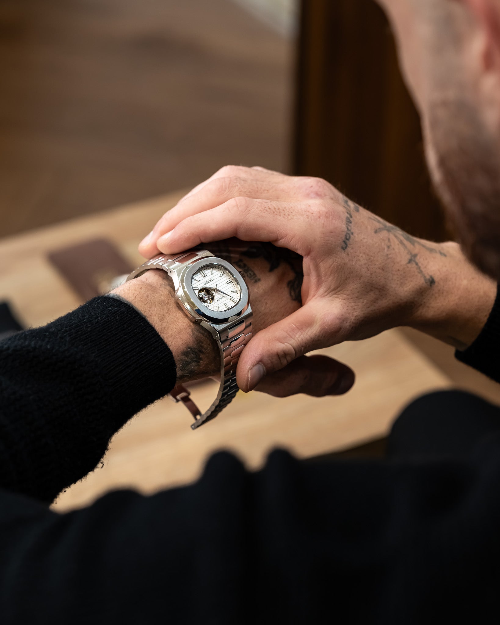 Square Striped White